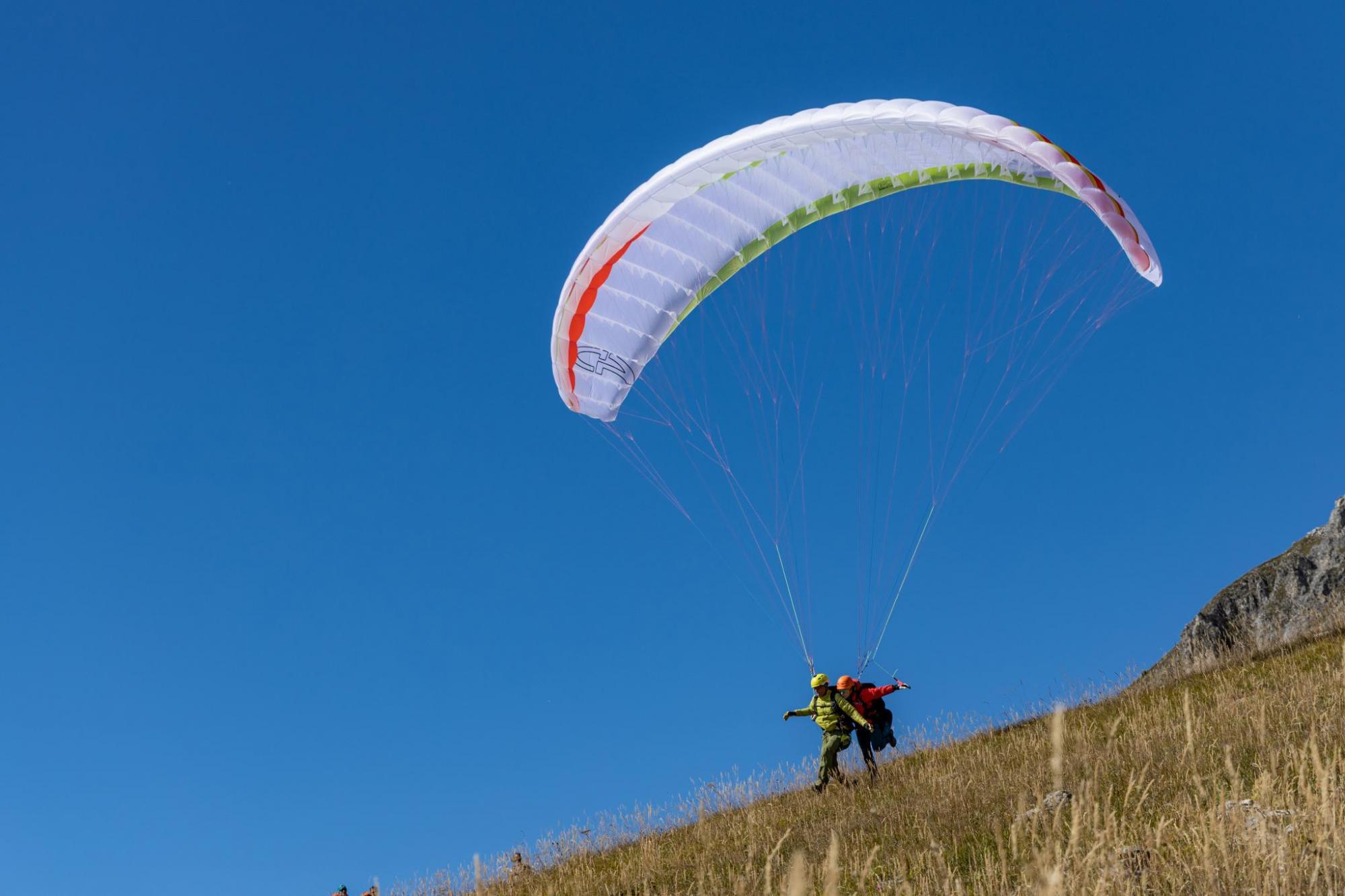 UFO Bi (Tandem EN-B)